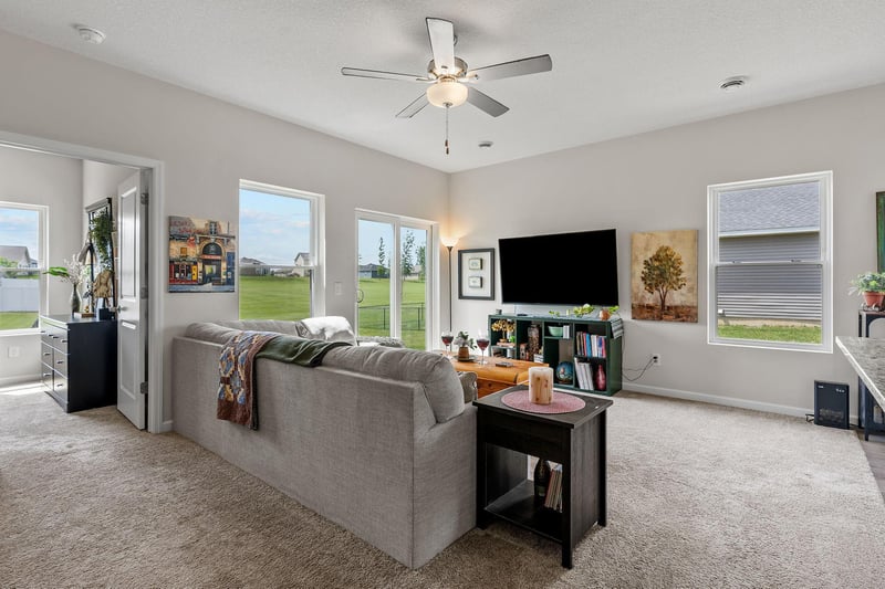 413 Tanner Dr, Waverly, MN 55390