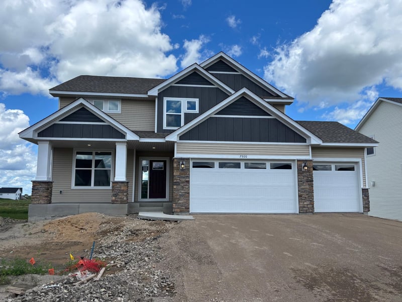 7500 Lotus Ln, Lino Lakes, MN 55038