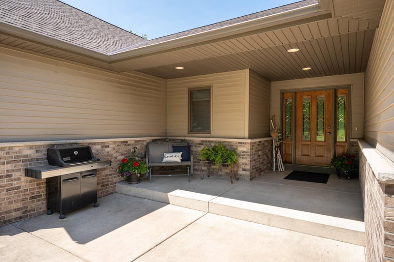 6217 321st Street Way, Cannon Falls, MN 55009
