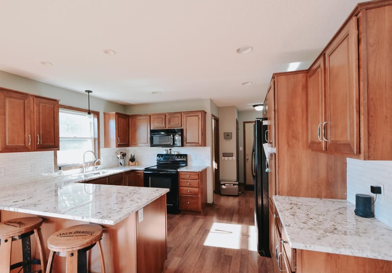 270 Highlands Ave, Zumbrota, MN 55992