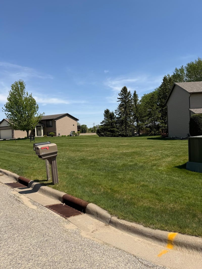 264 Eagle Ln, Zumbrota, MN 55992