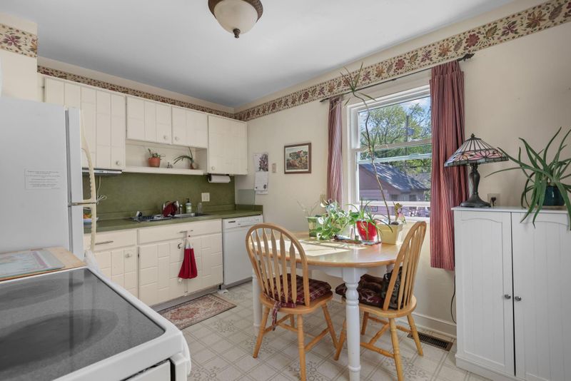 3738 Noble Ave N, Robbinsdale, MN 55422