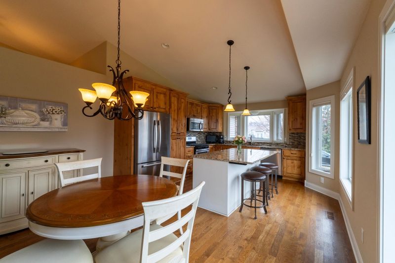 4632 Greenhaven Dr, White Bear Twp, MN 55127