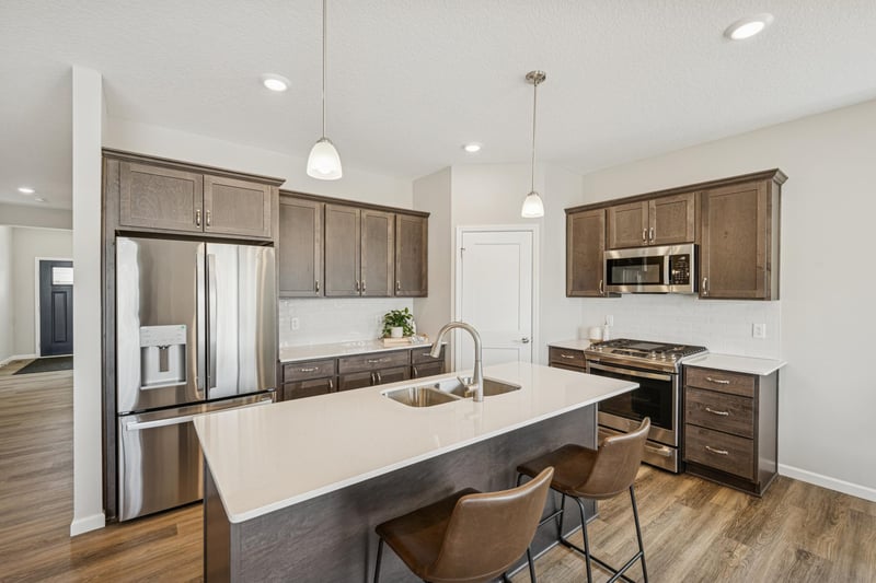 2089 Pleasant Dr, Prescott, WI 54021
