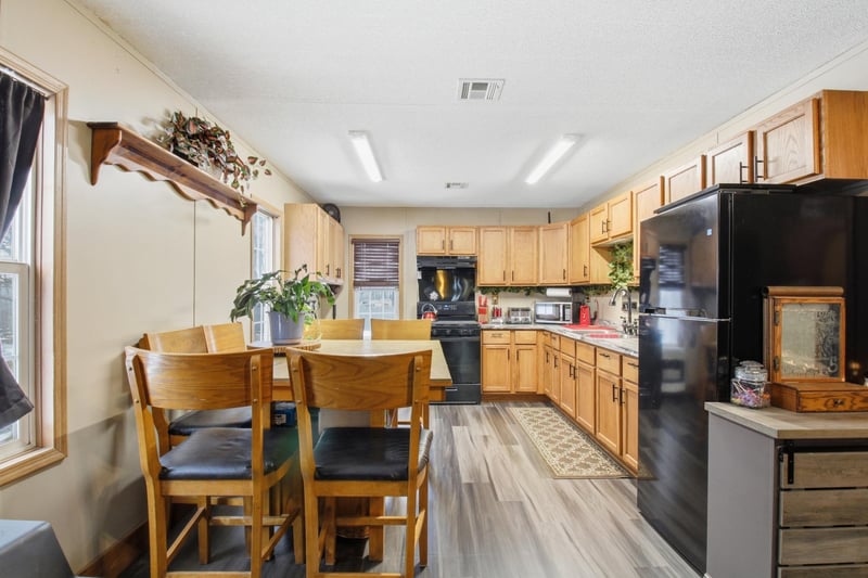 11084 320th St, Onamia, MN 56359