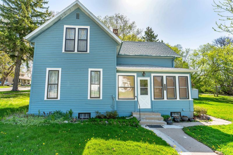 217 1st St NW, Pelican Rapids, MN 56572