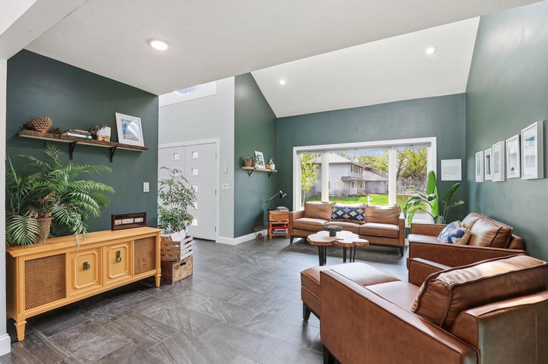 9565 Yukon Ave S, Bloomington, MN 55438