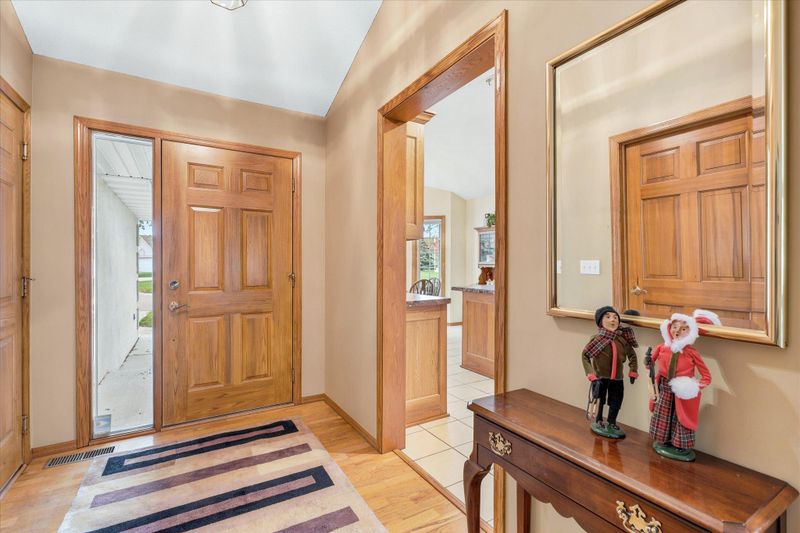 2225 Wight Bay, Brooklyn Park, MN 55443