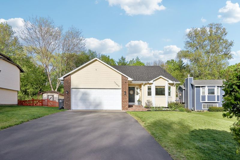 17698 S Shore Ln W, Eden Prairie, MN 55346