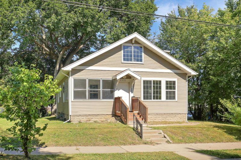 2316 24th Ave N, Minneapolis, MN 55411