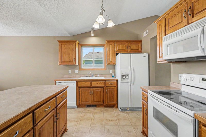 2795 235th Ave NW, Saint Francis, MN 55070
