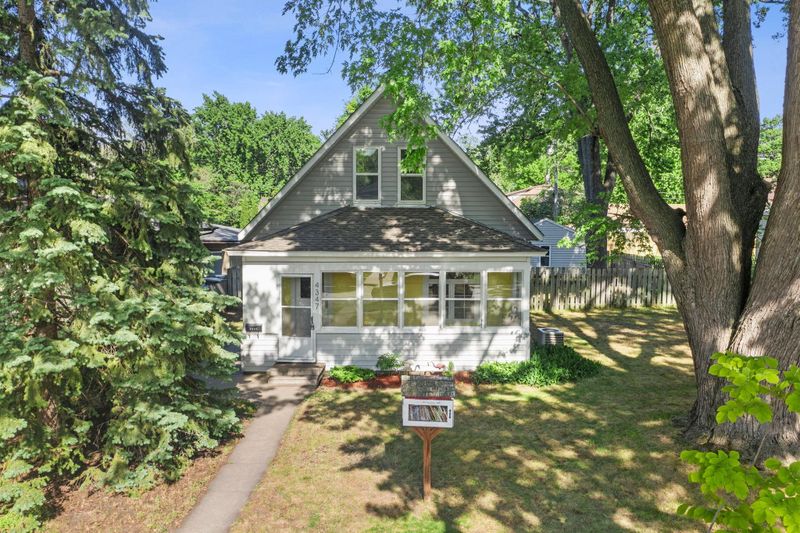 4347 6th St NE, Columbia Heights, MN 55421
