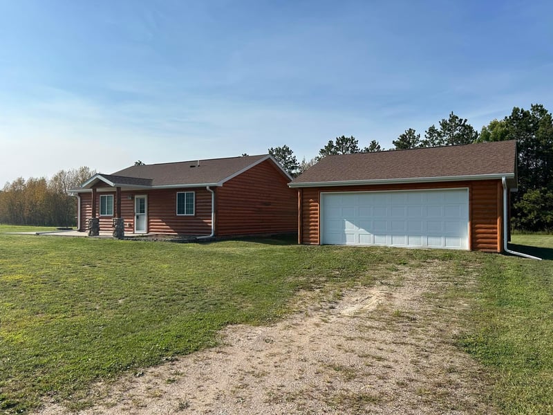 13492 Edgewood Ln SE, Mentor, MN 56736