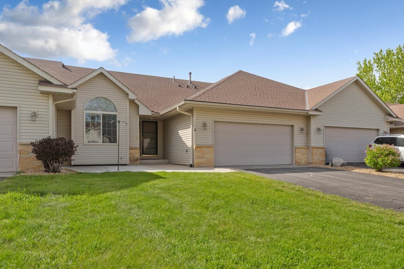 4 Egret Ln, Elysian, MN 56028