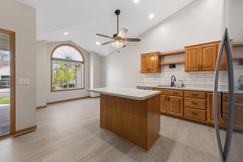 4 Egret Ln, Elysian, MN 56028