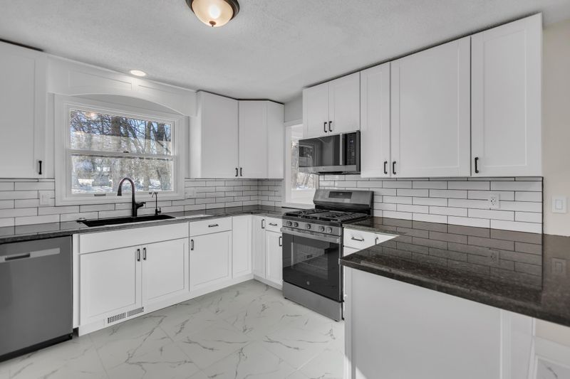 4755 Eriks Blvd, Eagan, MN 55122