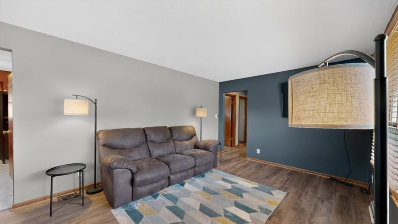 1317 11th Ave SE, Rochester, MN 55904