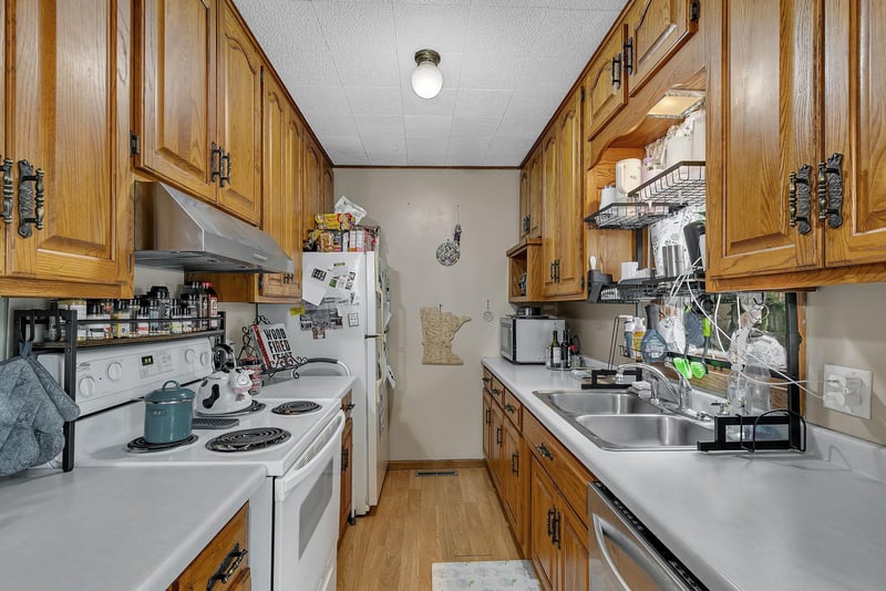 630 Lake Ave, Albany, MN 56307