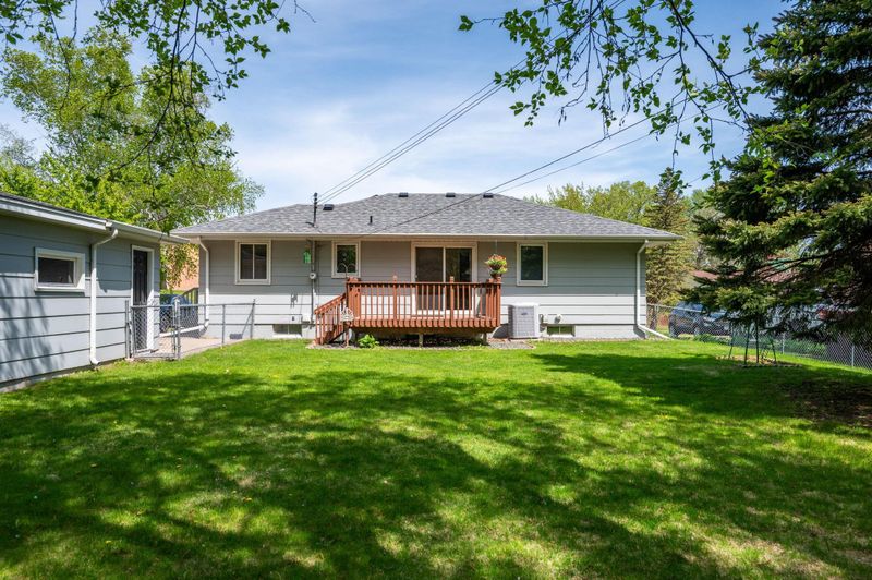 8101 47th Ave N, New Hope, MN 55428