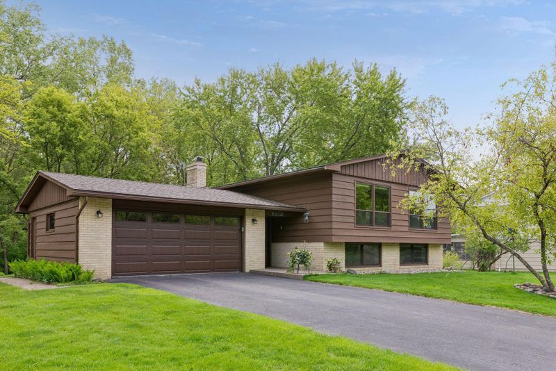 5105 Kimberly Rd, Minnetonka, MN 55345