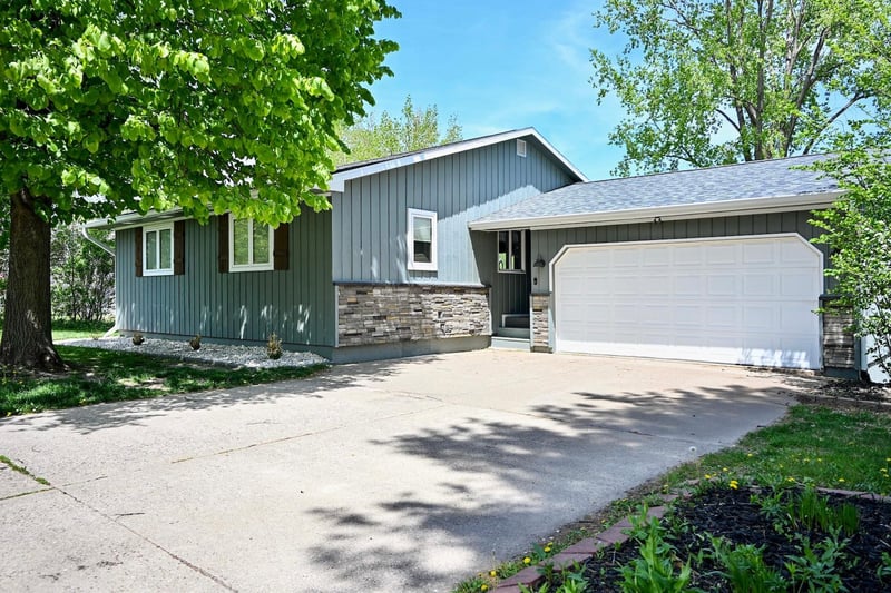 208 Alpine Rg, Wabasha, MN 55981