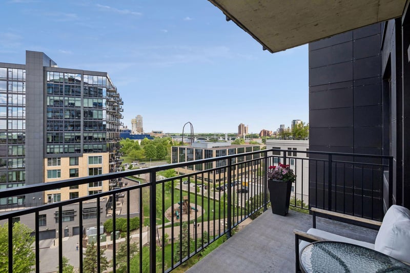 1240 S 2nd St #716, Minneapolis, MN 55415