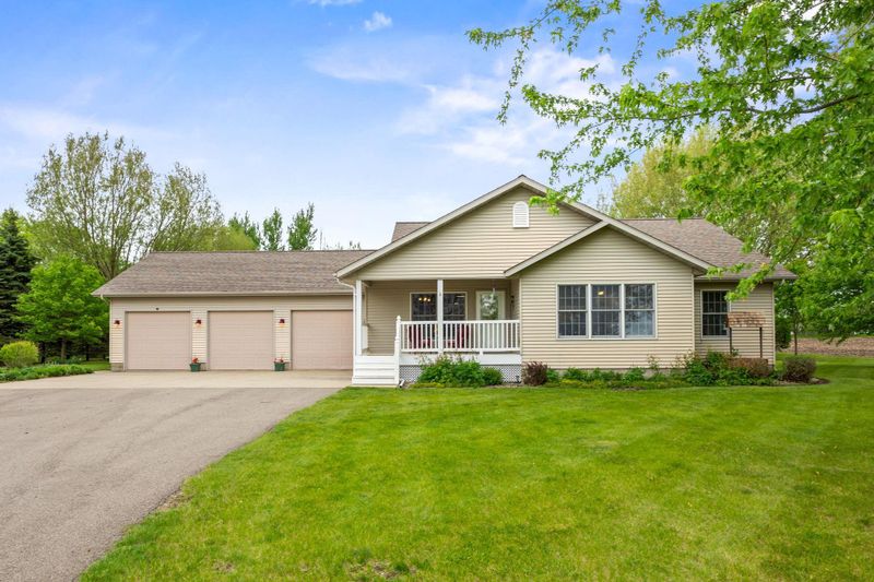 2920 97th Ct, Plato, MN 55370
