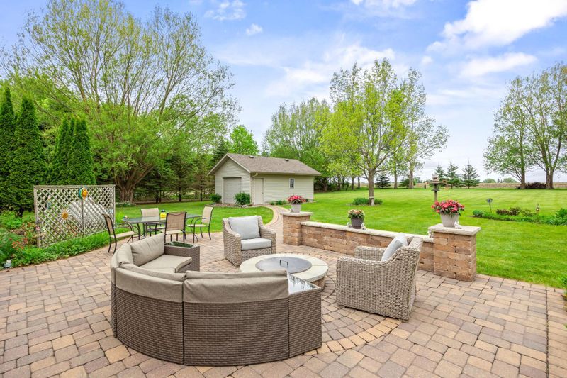2920 97th Ct, Plato, MN 55370