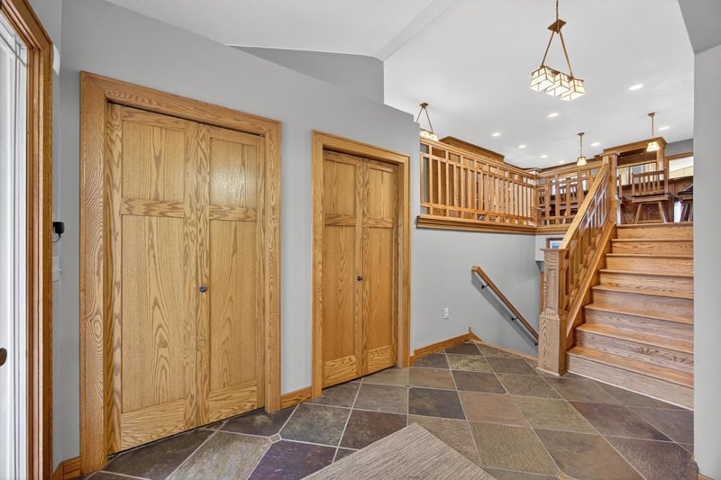 15494 Camp Winona Trl, Faribault, MN 55021