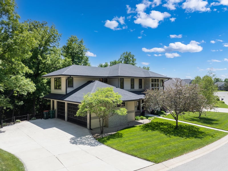 2422 Salem Heights Ln SW, Rochester, MN 55902
