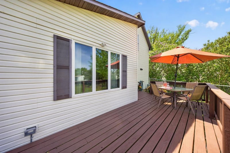 506 Park Ave, Goodhue, MN 55027