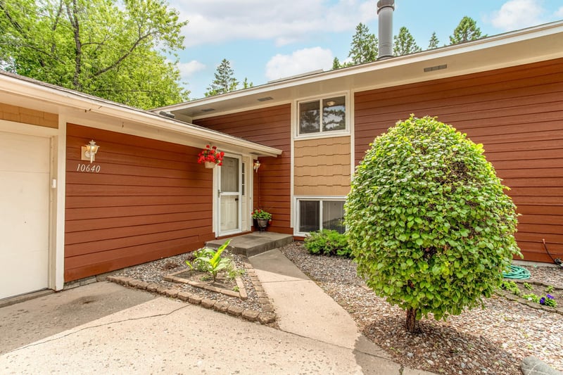 10640 Quebec Ave N, Brooklyn Park, MN 55445