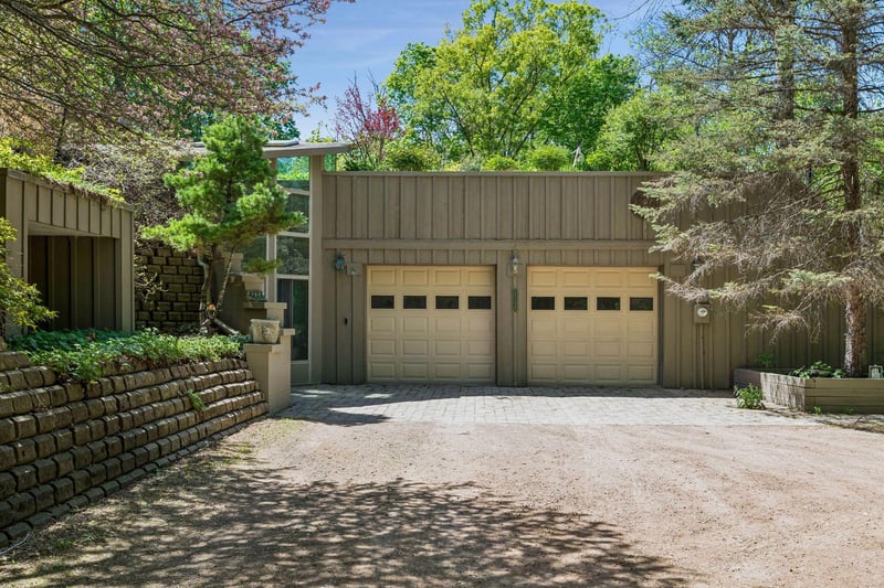2105 Dutchview Rd, Minnetrista, MN 55364