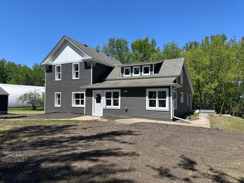 6950 270th St W, New Prague, MN 56071