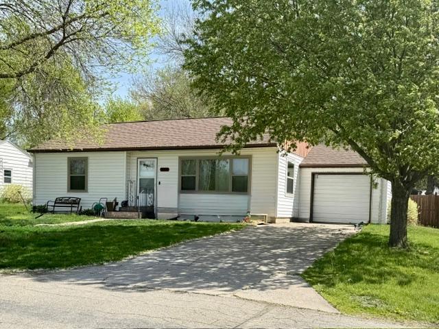 361 N Park Dr, Morton, MN 56270