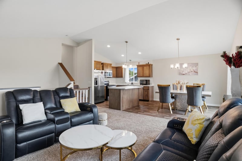 4634 9th St NE, Saint Cloud, MN 56304