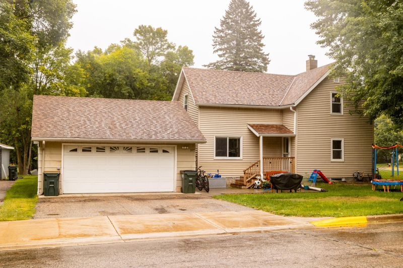 317 3rd Ave W, Osakis, MN 56360