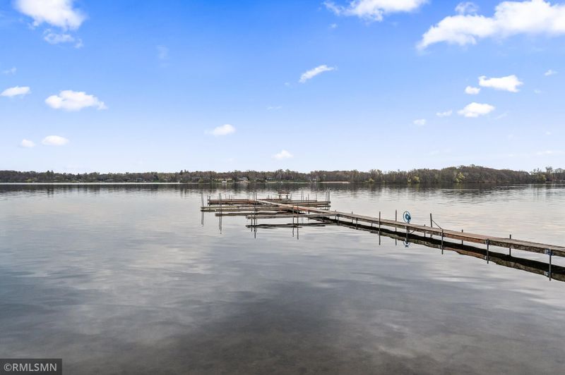 5931 Hobe Ln, White Bear Twp, MN 55110