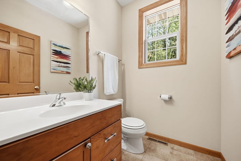 5090 Kelly Ct, White Bear Lake, MN 55110