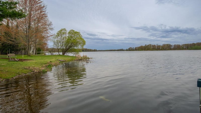 W5362 Yellowsands Dr, Spooner, WI 54801