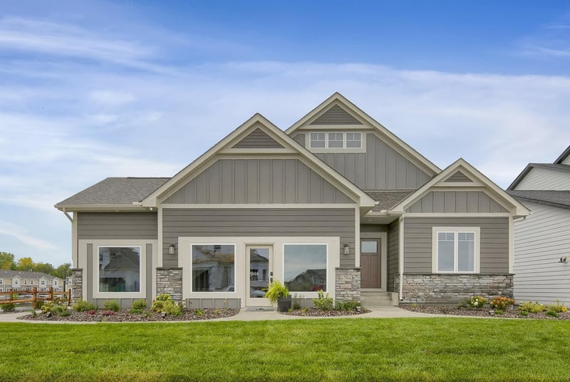 6796 Bellflower Dr, Minnetrista, MN 55331