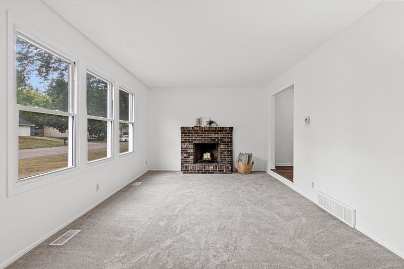 3708 73rd Ave N, Brooklyn Park, MN 55429