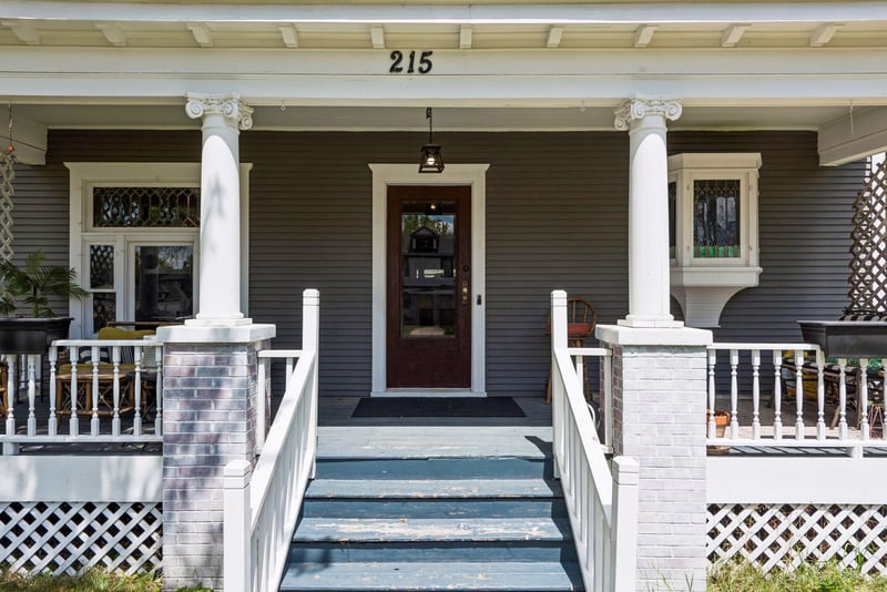215 3rd St SE, Cokato, MN 55321