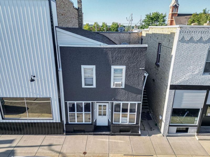 28 Main St W, Richmond, MN 56368