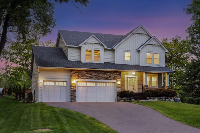 13222 Dahlgren Rd, Minnetonka, MN 55305