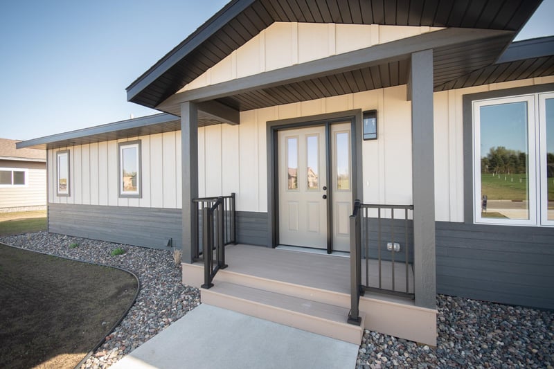 346 Halfaday Dr, Sauk Centre, MN 56378