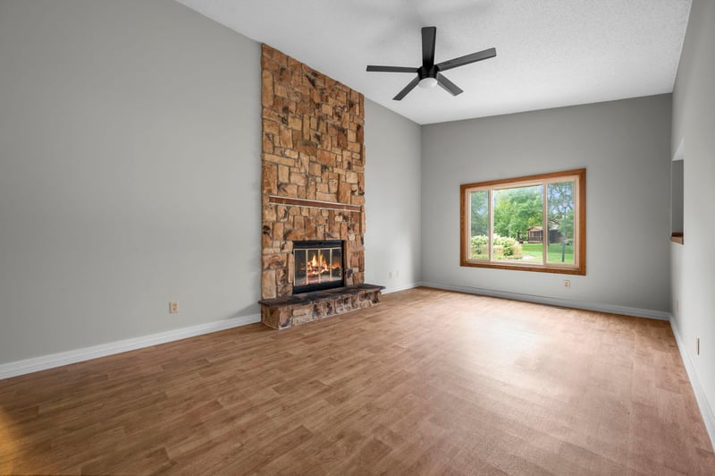 5451 Upper 147th St W, Apple Valley, MN 55124