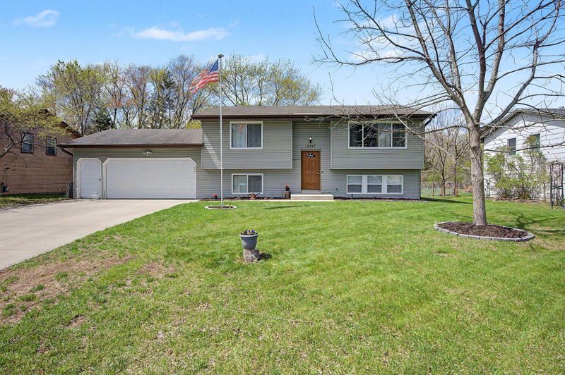12917 Saratoga Ln N, Champlin, MN 55316