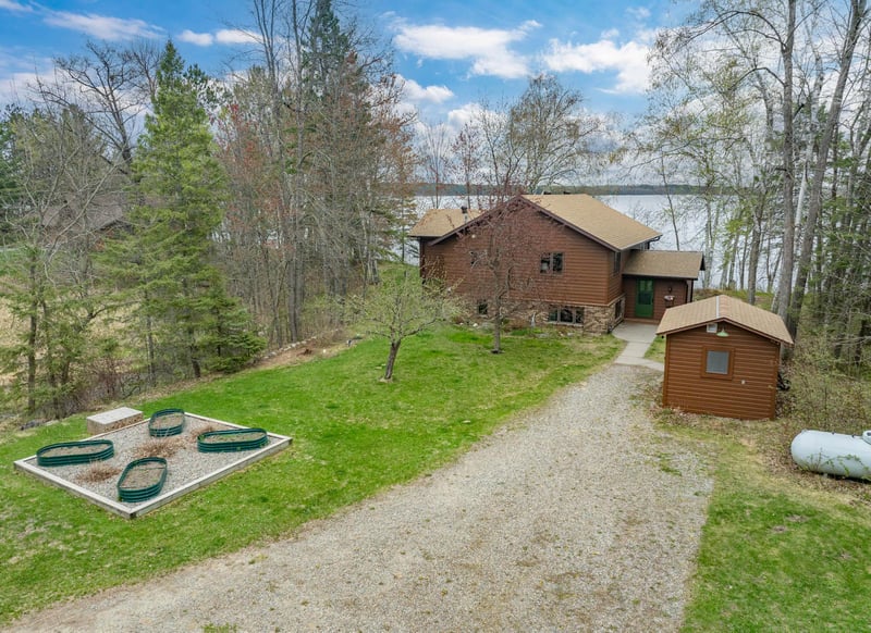 32270 Rabbit Rn, Cohasset, MN 55721