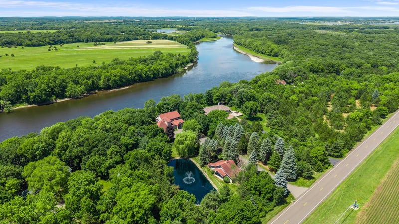8631 116th St SE, Clear Lake, MN 55319
